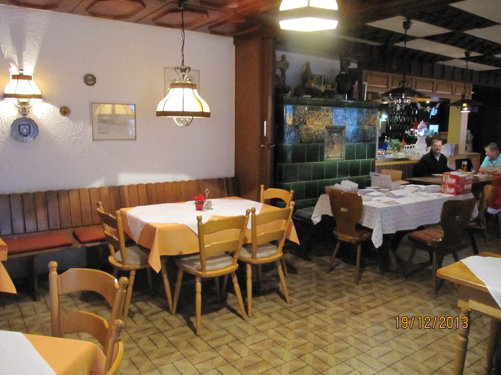 Gasthaus-Krone-Post Simonswald Zewnętrze zdjęcie