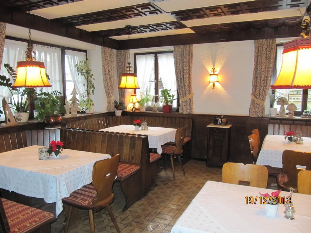 Gasthaus-Krone-Post Simonswald Zewnętrze zdjęcie